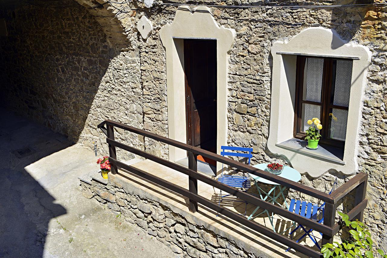 Colletta La Casa Dei Nonni Castelbianco B&B 외부 사진